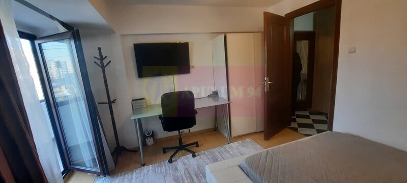 Inchiriere apartament 3 camere bd Decebal stradal