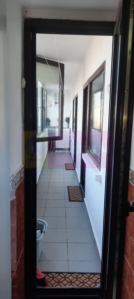 Inchiriere apartament 3 camere bd Decebal stradal